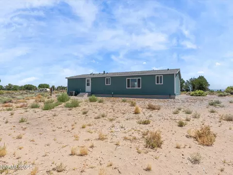Exterior - 4880 Cody Rd, Fallon, NV 89406 photo 6 of 7
