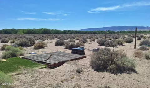 4215 Katy St, Silver Springs, NV 89429