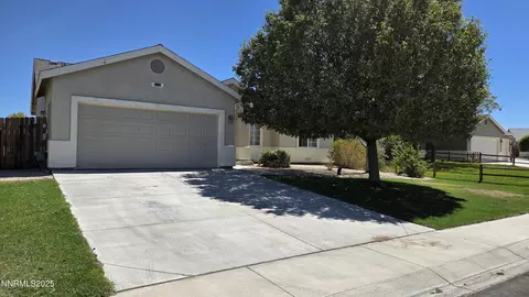 3160 Snowberry St, Silver Springs, NV 89429
