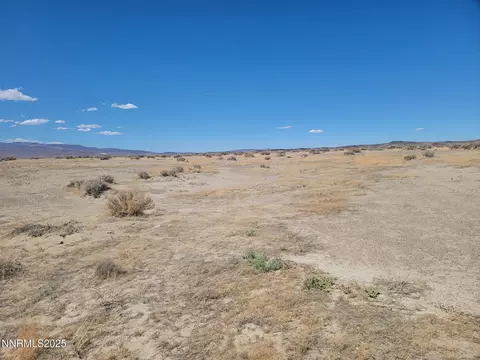 4030 3rd St, Silver Springs, NV 89429