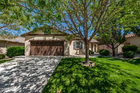 10742 Amber Falls Dr, Reno, NV 89521