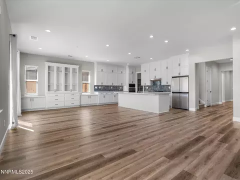 198 Commodore Dr, Reno, NV 89523 photo 17