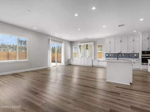 198 Commodore Dr, Reno, NV 89523 photo 14