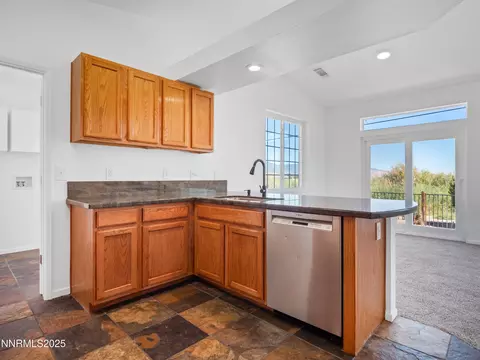 1151 White Oak Loop, Minden, NV 89423 photo 10
