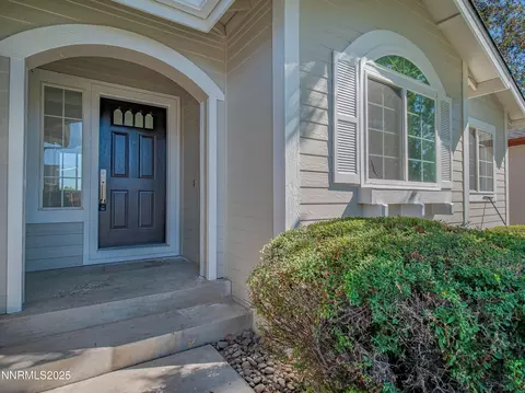 1151 White Oak Loop, Minden, NV 89423 photo 3