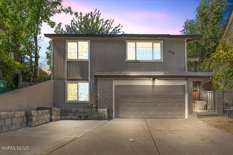 1075 Hartford Ct, Reno, NV 89503