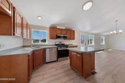 630 Thornbird Dr, Fallon, NV 89406 photo 8