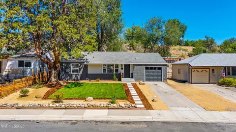 1695 Elmcrest Dr, Reno, NV 89503