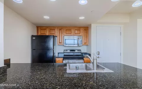 450 N Arlington Ave UNIT 1009, Reno, NV 89503