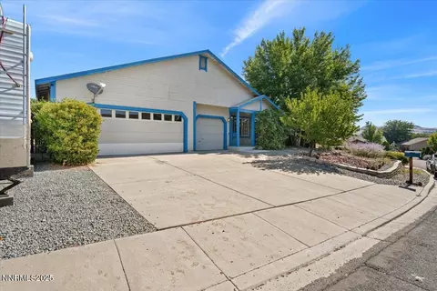 6835 Summit View Dr, Sparks, NV 89436