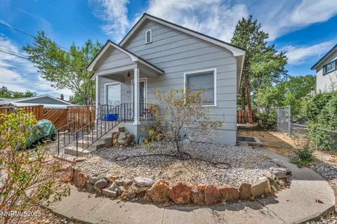 737 16th St, Sparks, NV 89431
