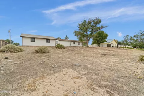 Exterior - 3060 Silver State Ave, Fallon, NV 89406 photo 2 of 4
