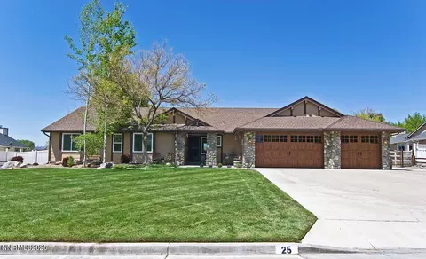 25 Martell Pl, Sparks, NV 89441