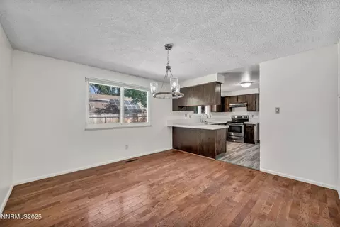 Dining - 7274 Windmill Dr, Reno, NV 89511 photo 2 of 4