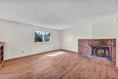 Living - 7274 Windmill Dr, Reno, NV 89511 photo 2 of 9