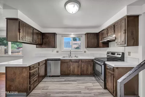 Kitchen - 7274 Windmill Dr, Reno, NV 89511 photo 2 of 4