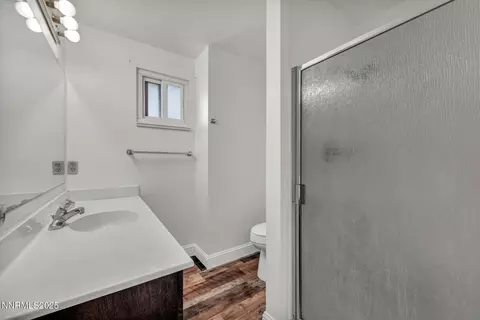 Bath - 7274 Windmill Dr, Reno, NV 89511 photo 7 of 7