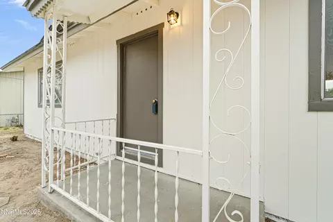 Exterior - 870 Sunset Dr, Fallon, NV 89406 photo 1 of 4