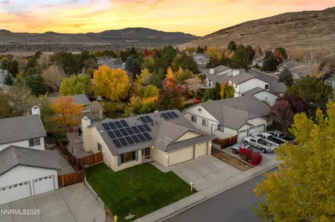 1716 Canyon Terrace Dr, Sparks, NV 89436