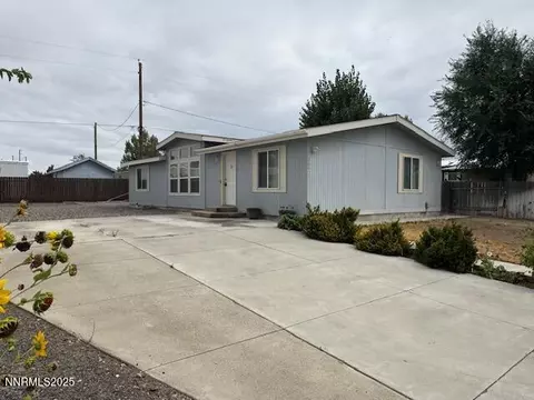 220 Antelope Dr, Battle Mountain, NV 89820