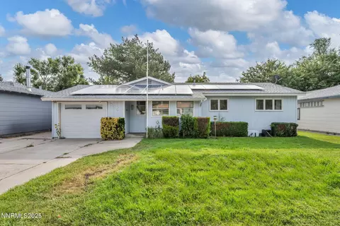 225 Albany Ave, Carson City, NV 89703