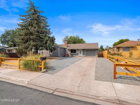 1207 Stanford Way, Sparks, NV 89431