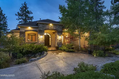 370 Timberlake Ct, Reno, NV 89511