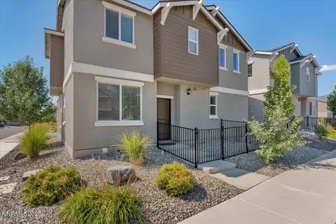 916 Garden Ct, Carson City, NV 89705