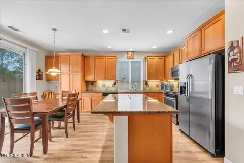 10650 Cedar Bend Ct, Reno, NV 89521 photo 14
