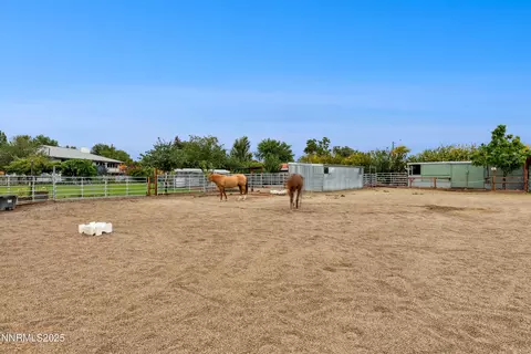1010 Sagebrush Ct, Gardnerville, NV 89460