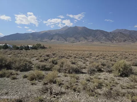 224 Toiyabe Rd, Austin, NV 89310