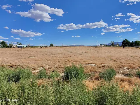 5800 Katrina Dr, Winnemucca, NV 89445