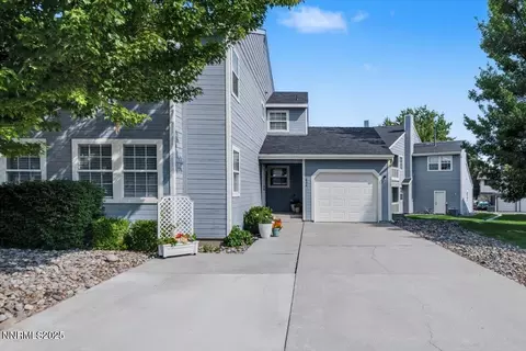 634 Travis Dr, Carson City, NV 89701