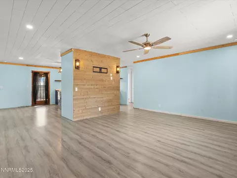 Living - 845 Mc Lean St, Fallon, NV 89406 photo 3 of 4