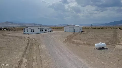 6715 Wade Dr, Stagecoach, NV 89429
