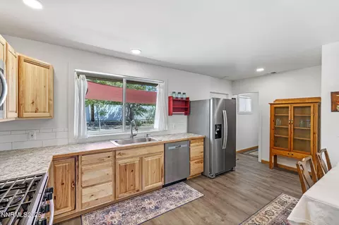 320 Baker St, Hawthorne, NV 89415 photo 7