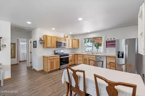 320 Baker St, Hawthorne, NV 89415 photo 9