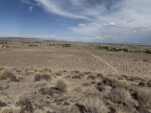 6310 Catfish St, Silver Springs, NV 89429
