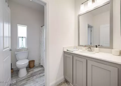 Bath - 5944 Dillon Rd, Fallon, NV 89406 photo 1 of 4