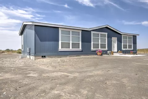 Exterior - 5944 Dillon Rd, Fallon, NV 89406 photo 2 of 3