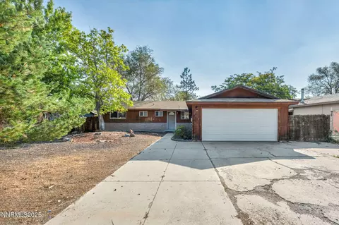 1329 Stanford Dr, Carson City, NV 89701