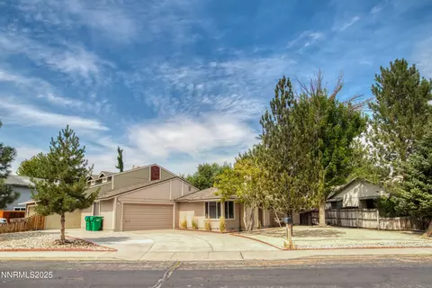 1788 Berkshire Dr, Sparks, NV 89434