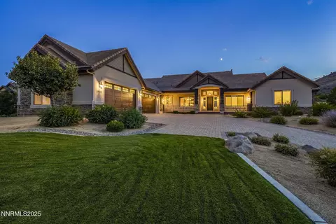 5930 Crescent Moon Ct, Reno, NV 89511