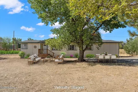 17570 Thrush Ln, Reno, NV 89508