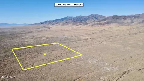 13 Buena Vista Valley Rd, Imlay, NV 89418