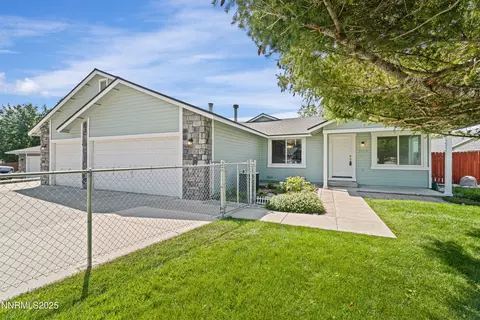 1425 Heaven Dr, Sparks, NV 89436