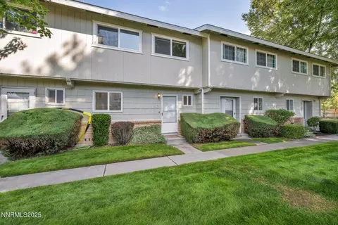 1351 El Dorado Ave #C, Gardnerville, NV 89410