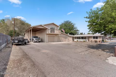 270 Elm St, Fernley, NV 89408
