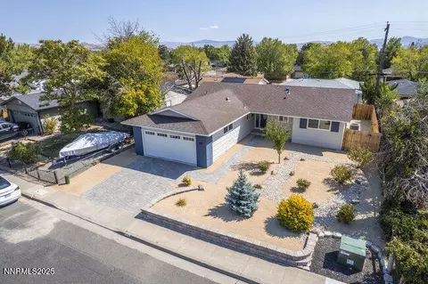 670 Nancy Cir, Reno, NV 89503