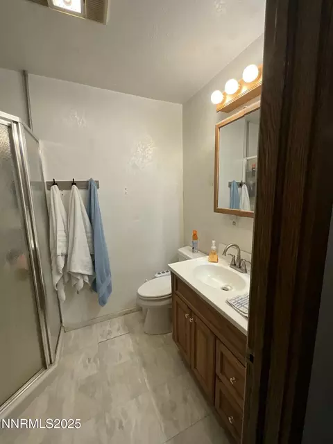 Bath - 151 Bateman St, Austin, NV 89310 photo 3 of 4